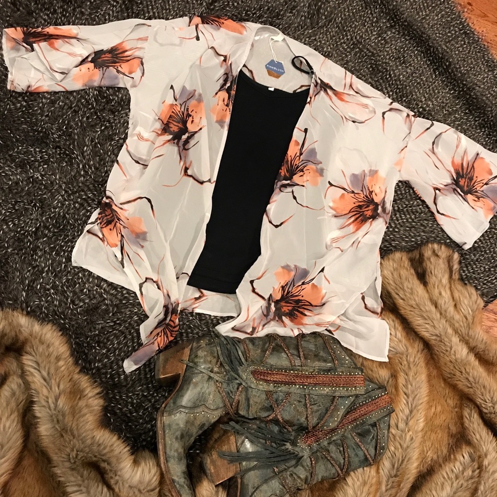 Kimono// Wrap// Bathing suit cover up/ Robe